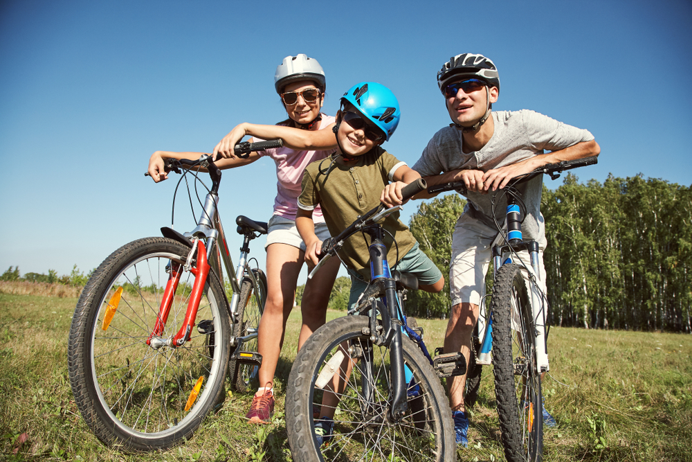 Family on bikes