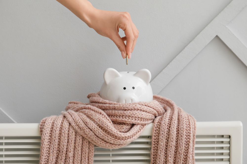 Piggy bank scarf radiator